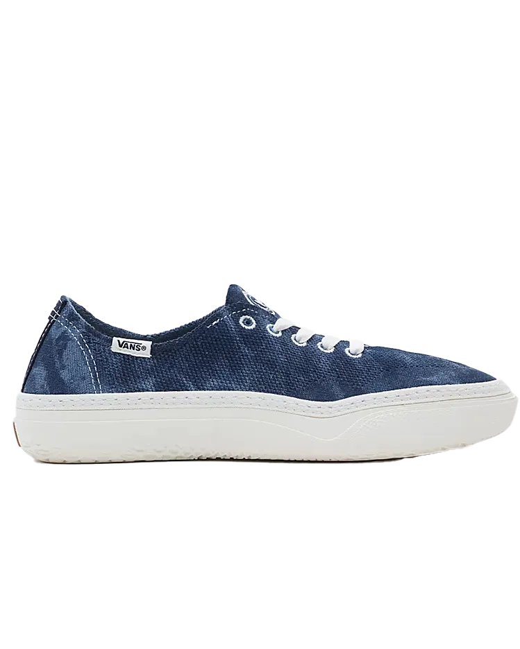 Circle Vee Shoes in Ocean Blue
